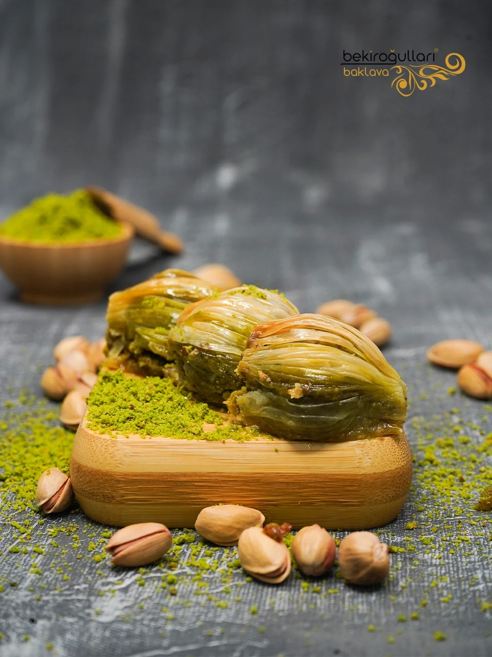 Fıstıklı Midye Baklava