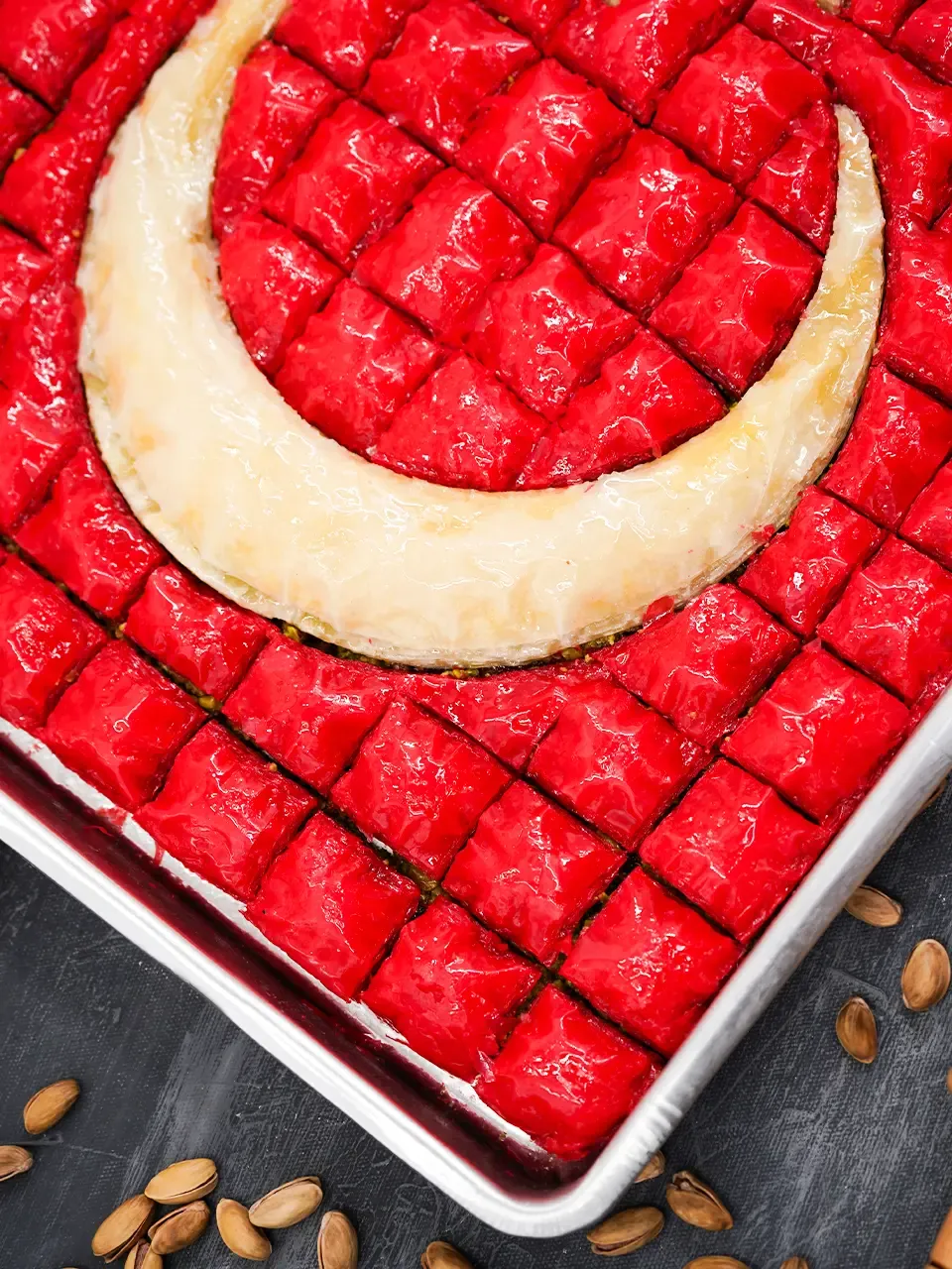 Türk Bayraklı Fıstıklı Baklava