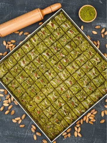 Fıstıklı Papyon Tatlısı